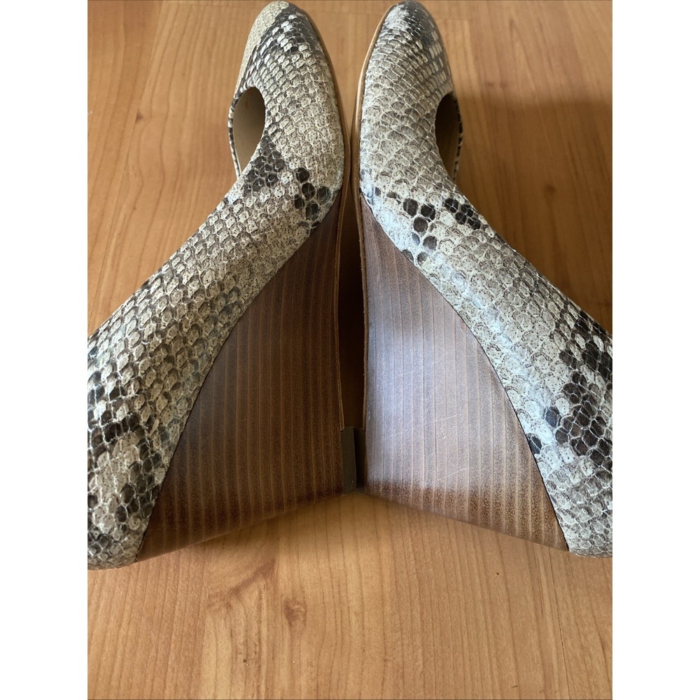 Via Spiga Womens Pump Size 6.5 Leather Wedge Heel Snakeskin Dress Shoes - Picture 10 of 11